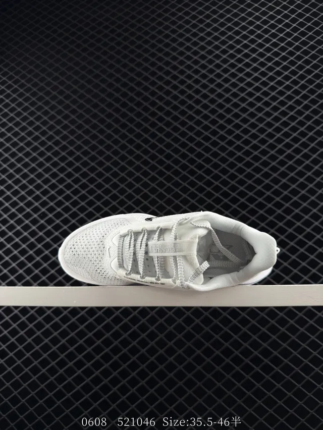 Nike Air Zoom White Silver Knit Upper Visible Unit Running Shoes 6
