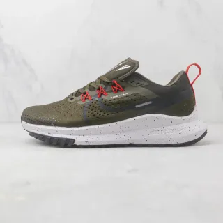Nike Army Green Red Knit Mesh Upper Speckled White Midsole Chaussures de course
