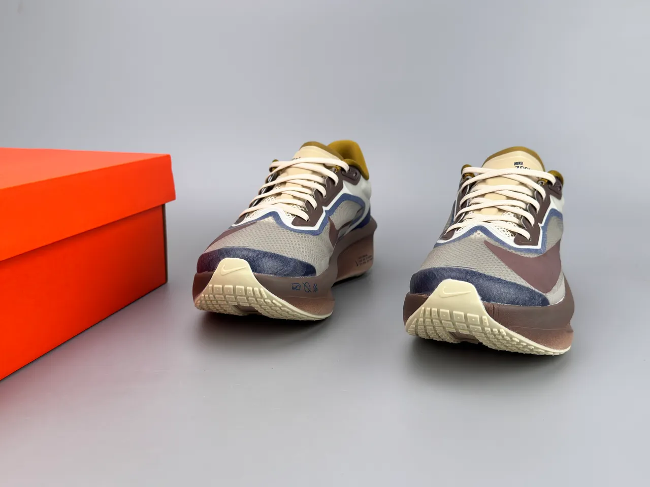 Nike Beige Brown Engineered Mesh Upper Sculpted ZoomX Midsole Running Shoes 3