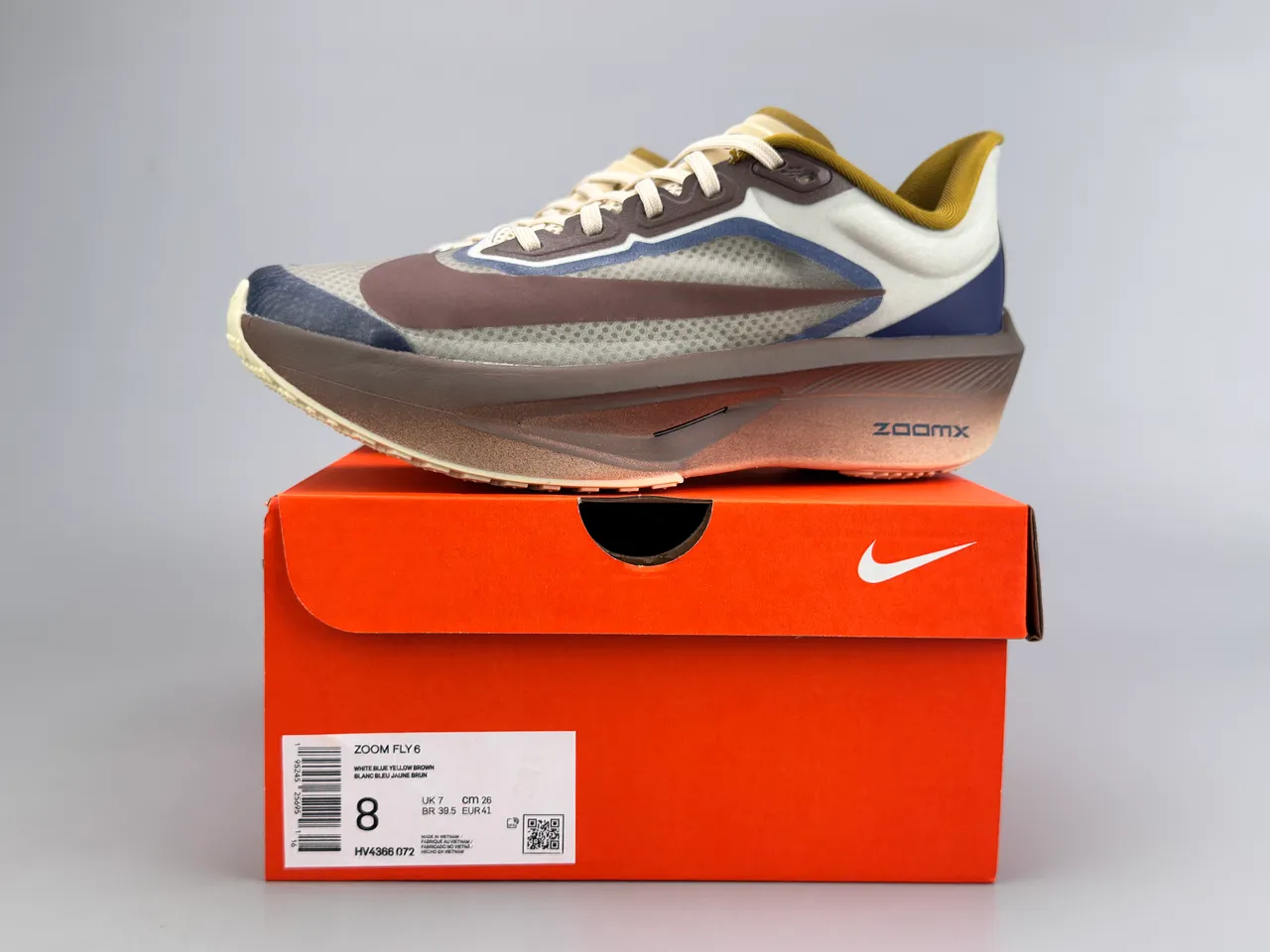 Nike Beige Brown Engineered Mesh Upper Sculpted ZoomX Midsole Running Shoes 4