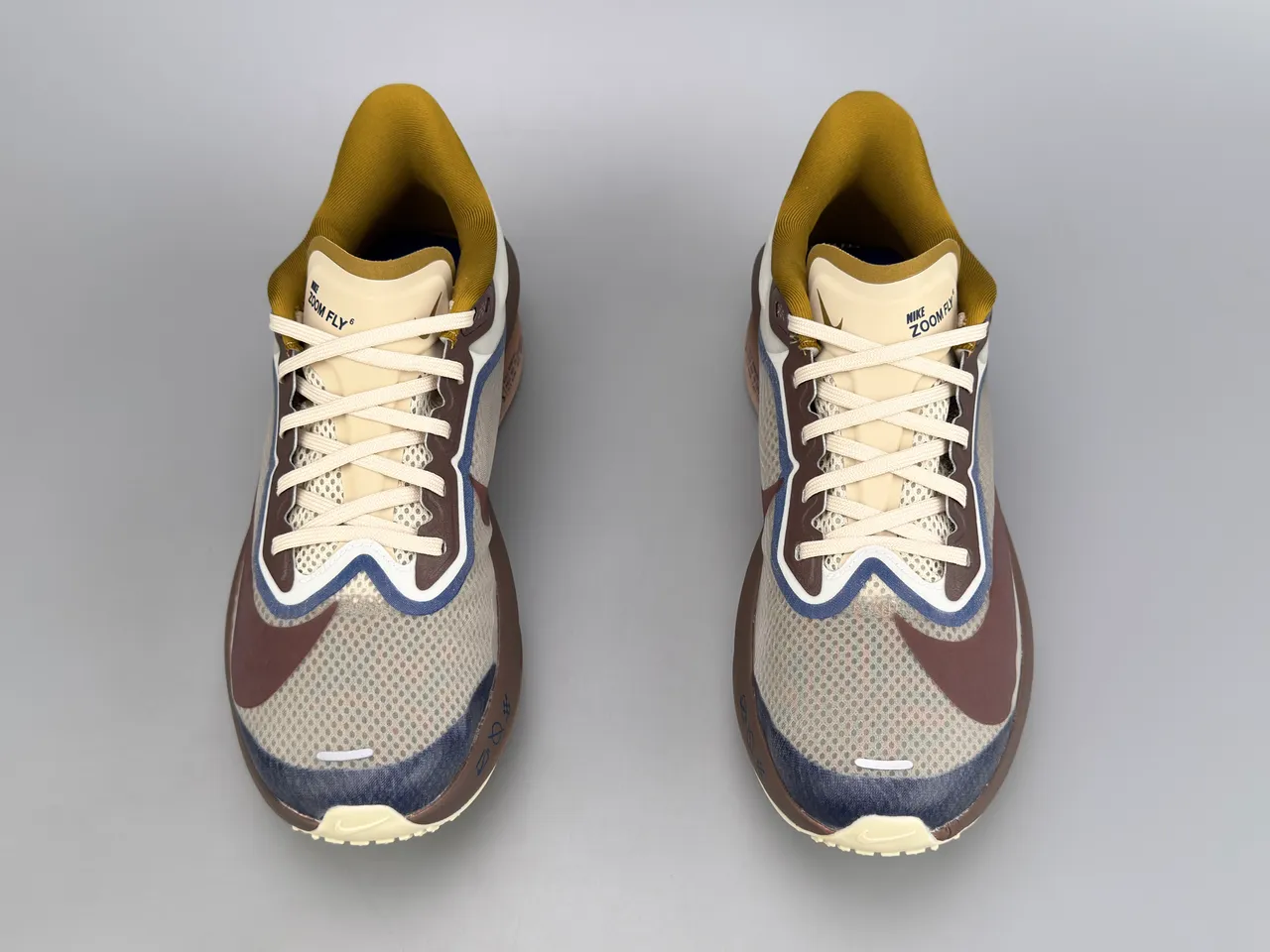 Nike Beige Brown Engineered Mesh Upper Sculpted ZoomX Midsole Running Shoes 9