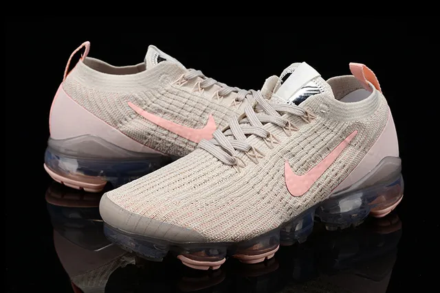 Nike Beige Pink Engineered Knit Upper Full-Length Visible Air Unit Sole Lifestyle Sneakers 13