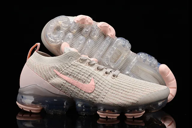 Nike Beige Pink Engineered Knit Upper Full-Length Visible Air Unit Sole Lifestyle Sneakers 14