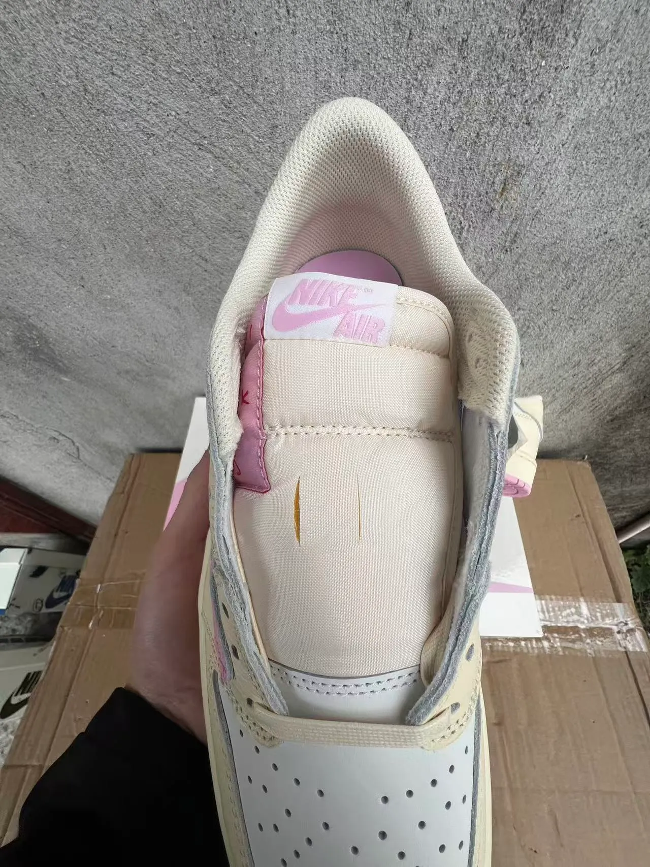 Nike Beige Pink Low-Top Leather-Paneled Lifestyle Sneakers 4
