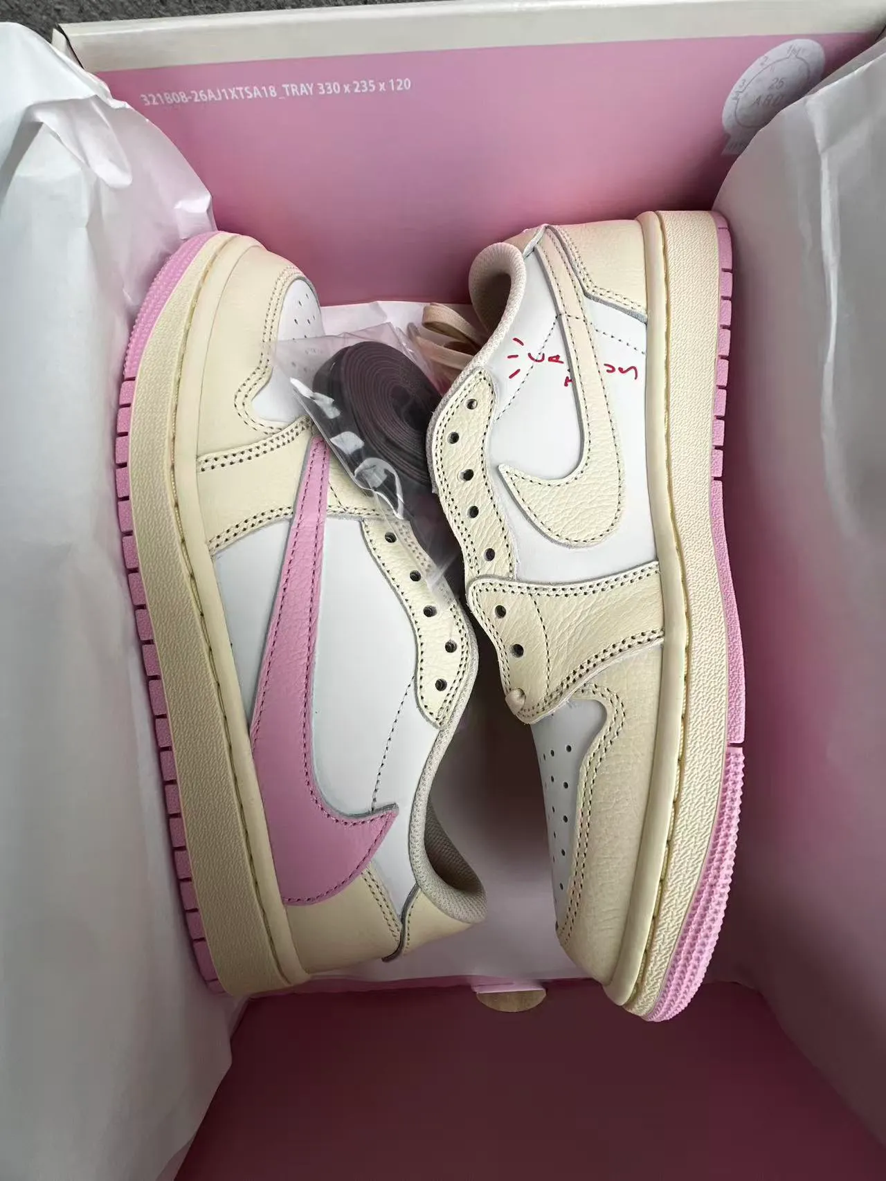 Nike Beige Pink Low-Top Leather-Paneled Lifestyle Sneakers 9