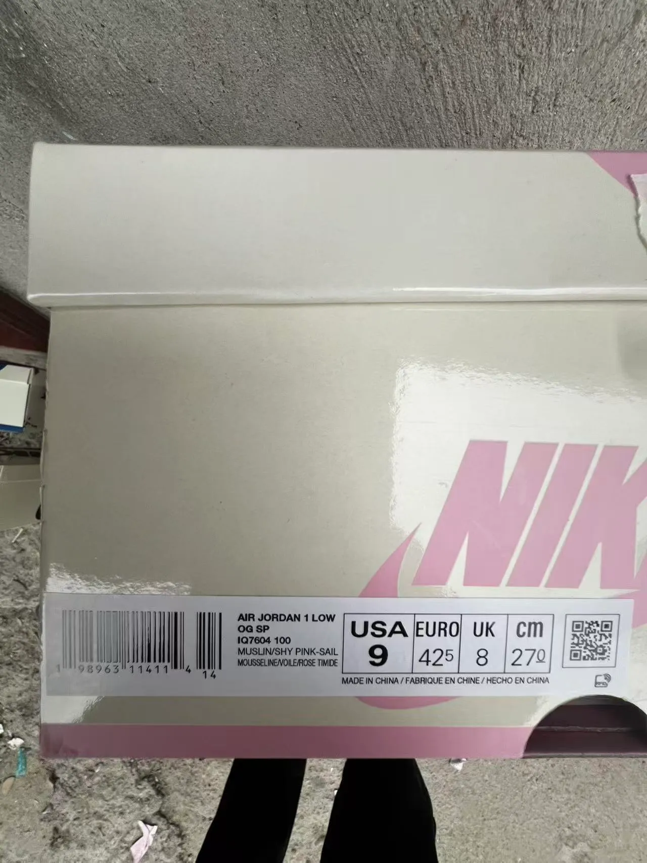 Nike Beige Pink Low-Top Leather-Paneled Lifestyle Sneakers 10