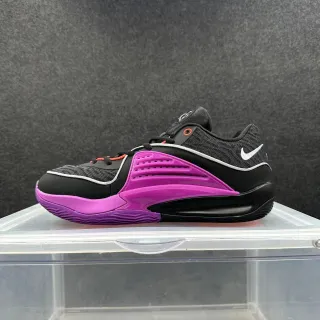 Nike काला और बैंगनी आकृतिक मिडफुट केज बास्केटबॉल जूते
