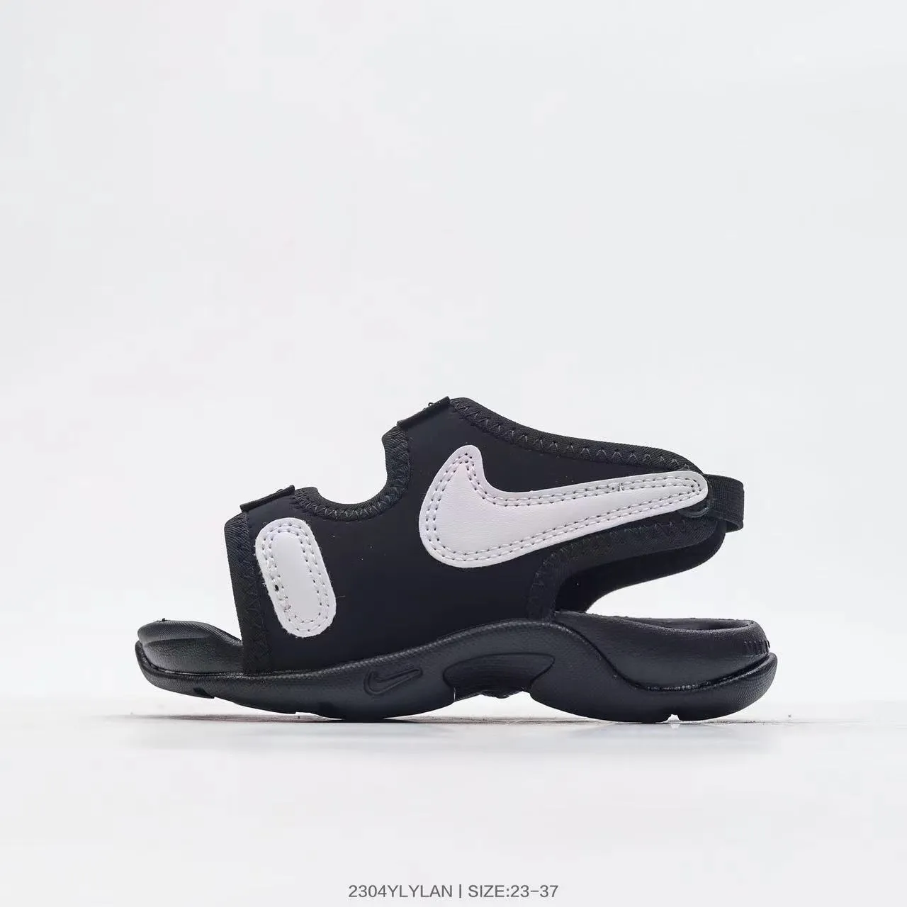 Nike Black and White Adjustable Strap Casual Sandals 8