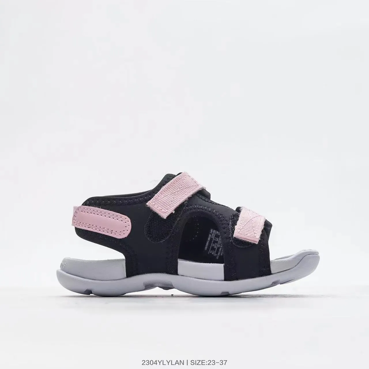 Nike Black and White Adjustable Strap Casual Sandals 13