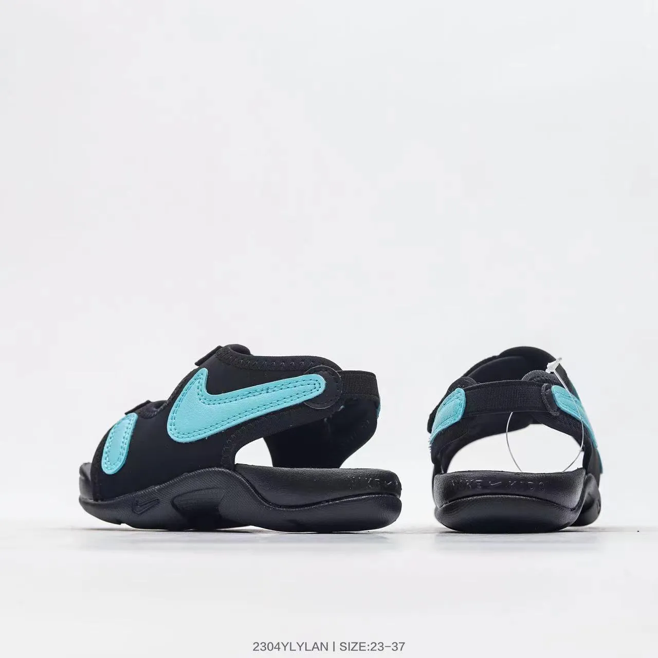 Nike Black and White Adjustable Strap Casual Sandals 23