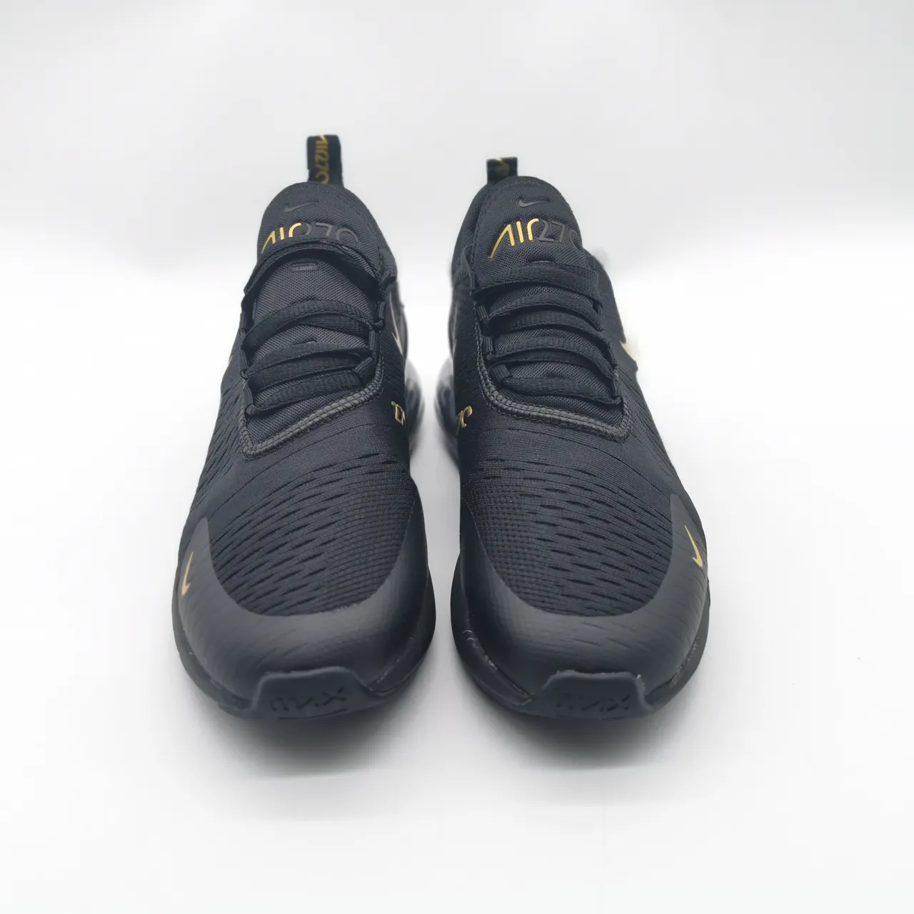 Nike Black Gold Knit Upper Visible Air Unit Lifestyle Sneakers 2