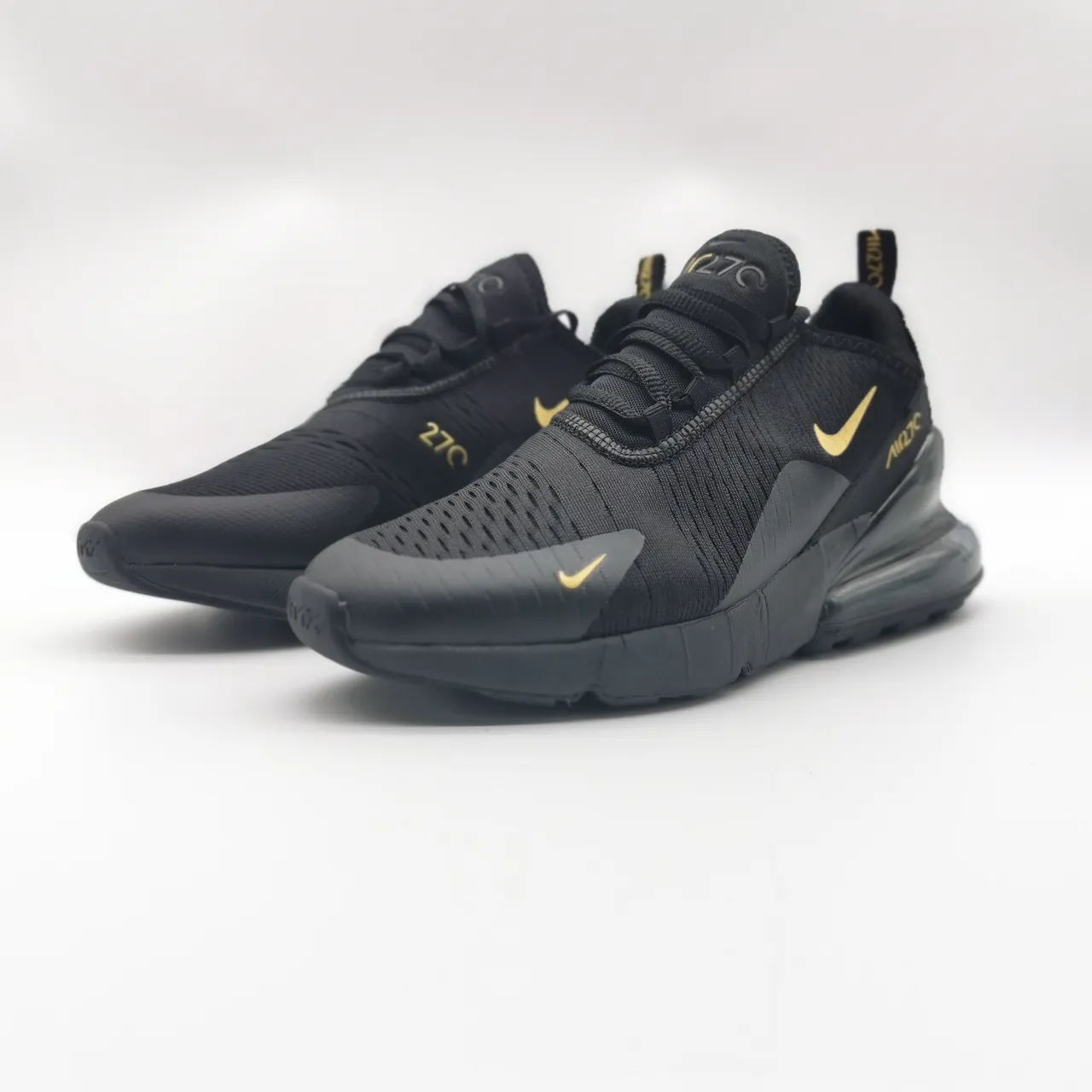 Nike Black Gold Knit Upper Visible Air Unit Lifestyle Sneakers 6