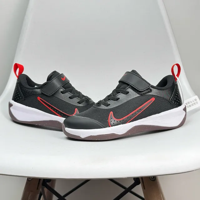 Nike Black Green Low-Top Hook-and-Loop Strap Basketball Shoes 15