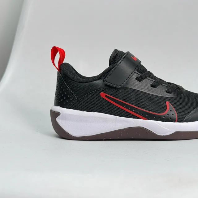 Nike Black Green Low-Top Hook-and-Loop Strap Basketball Shoes 16