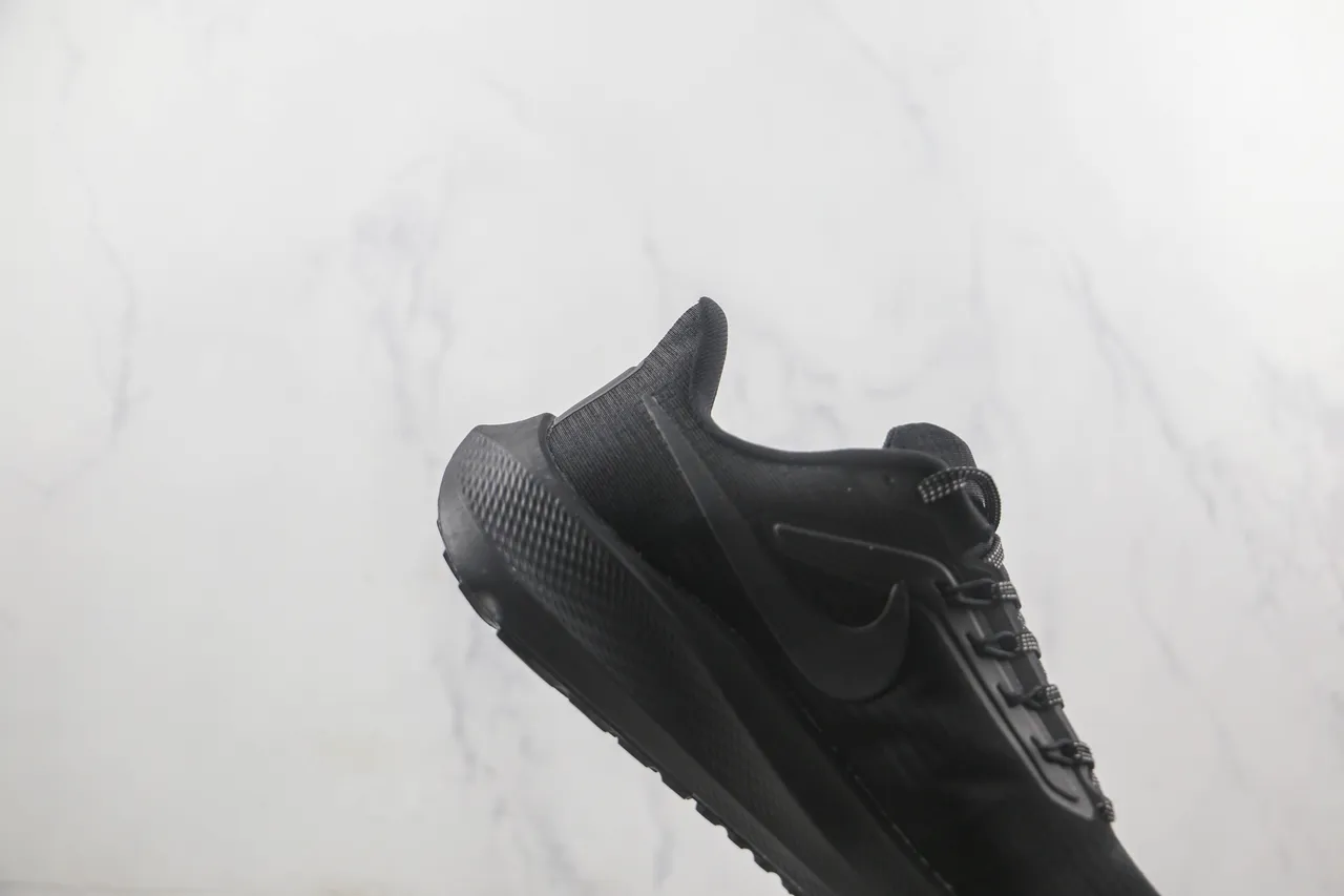 Nike Black Monochromatic Engineered Knit Upper Running Shoes 5
