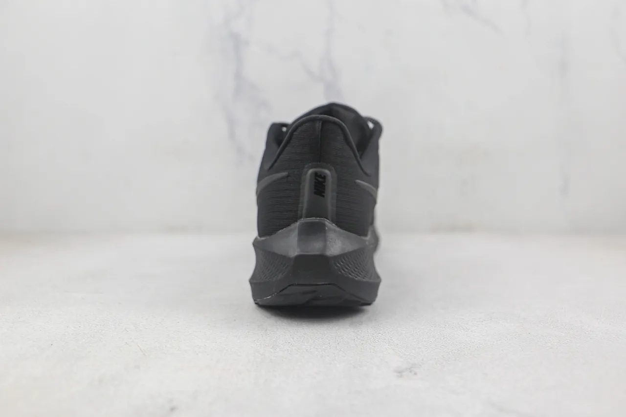 Nike Black Monochromatic Engineered Knit Upper Running Shoes 9