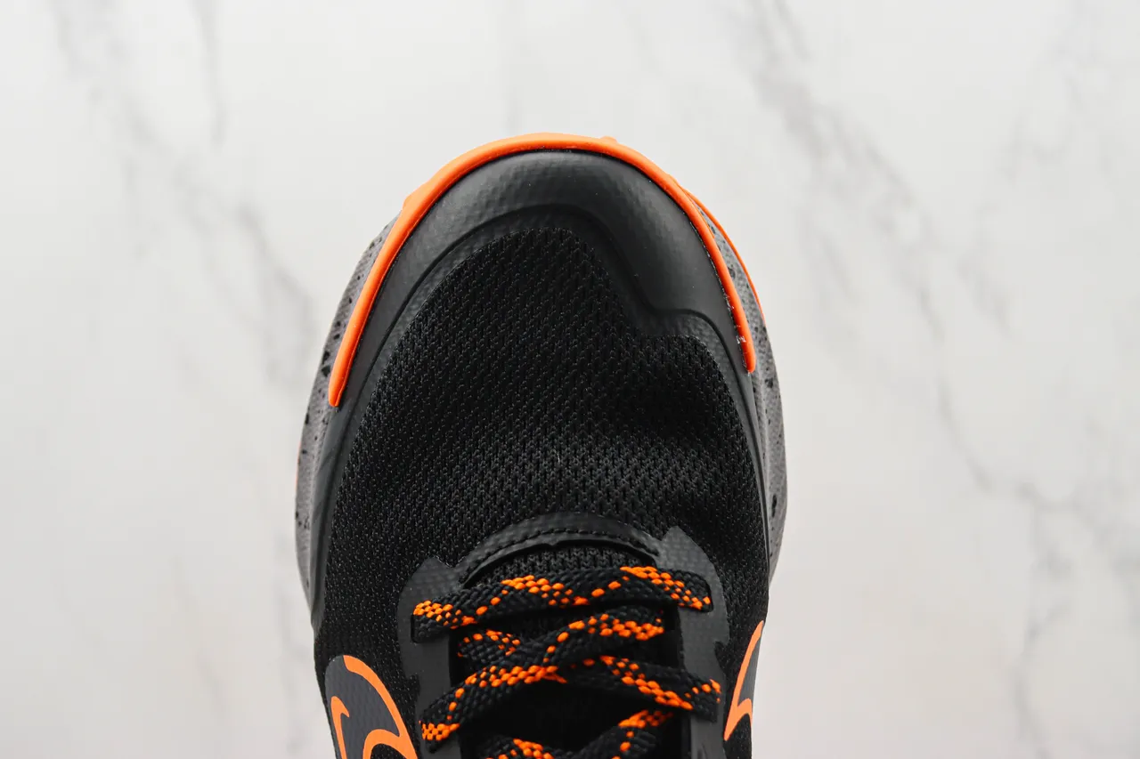Nike Chaussures de course Noires et Oranges avec Upper en Maille et Synthétique Imperméables GORE-TEX 6