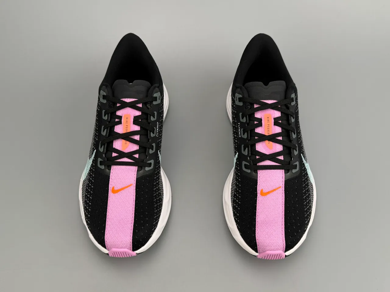 Nike Black Pink Engineered Knit Upper Full-Length ZoomX Midsole Running Shoes 9