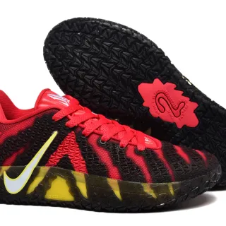 Nike Zapatos de correr Negro Rojo con upper de Knit Engineered y patrón rayado