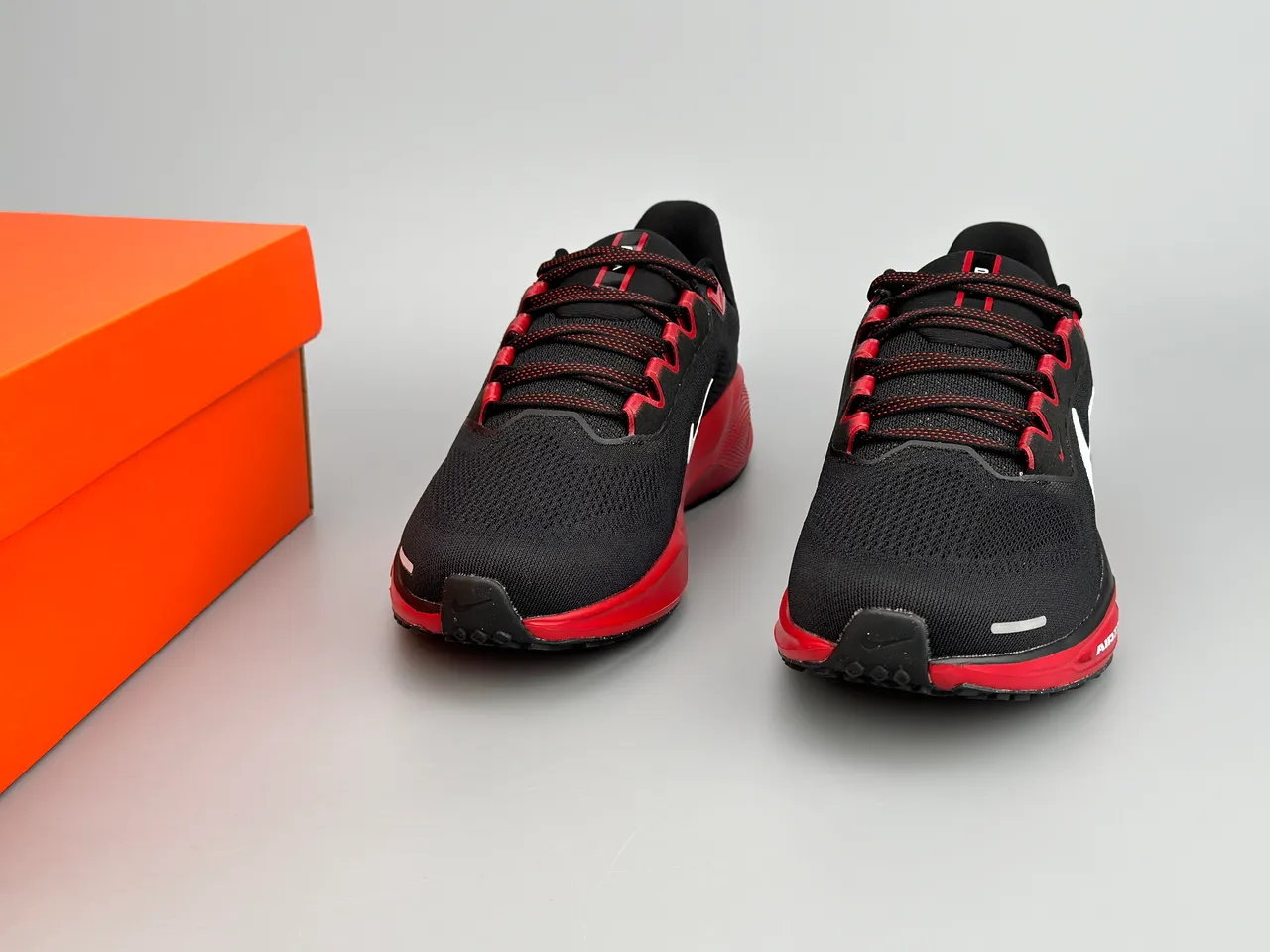 Nike Black Red Engineered Mesh Upper Gradient Midsole Running Shoes 3