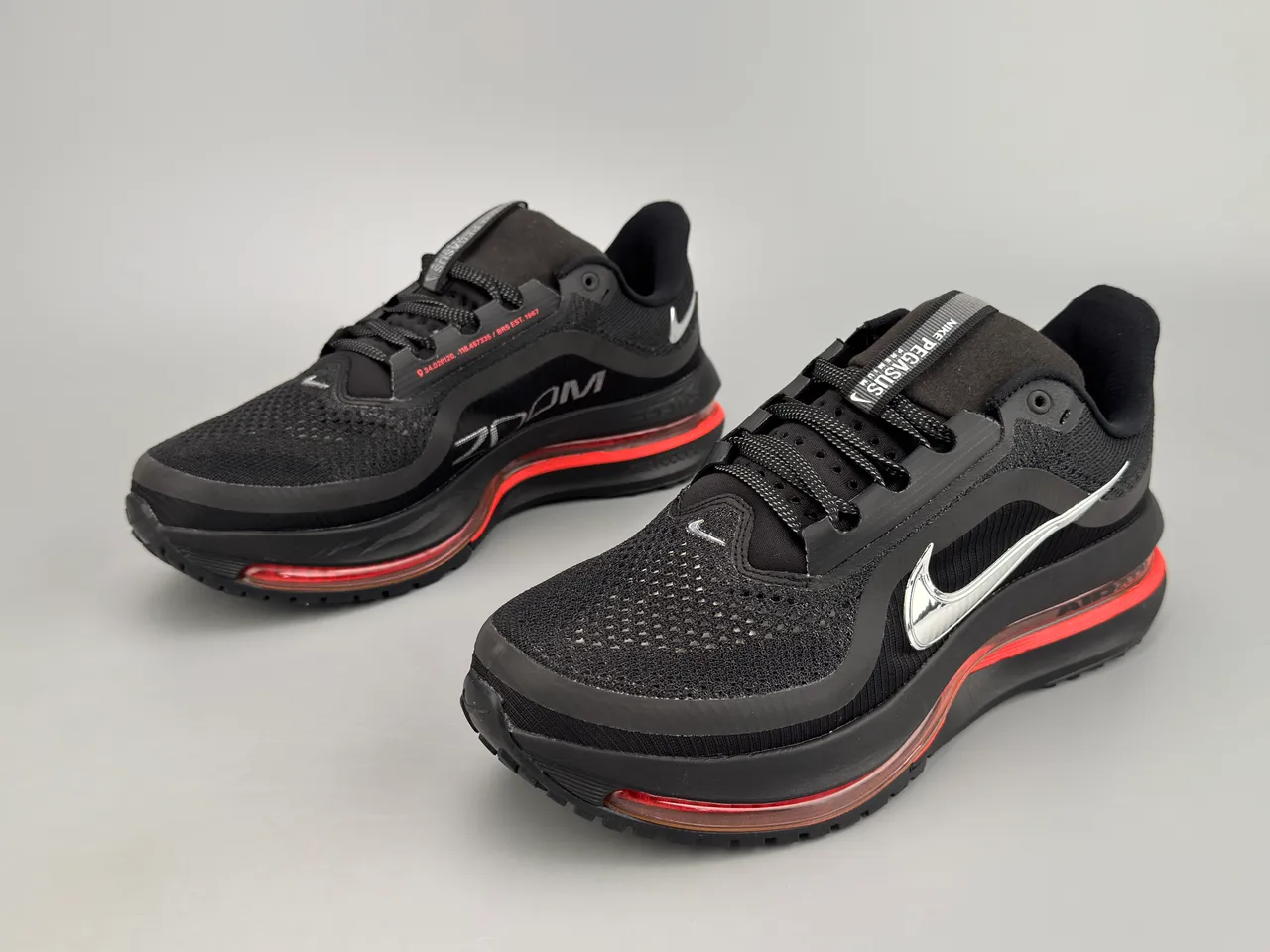 Nike Black Red Full-Length Visible Air Unit Engineered Mesh Upper Running Shoes 7