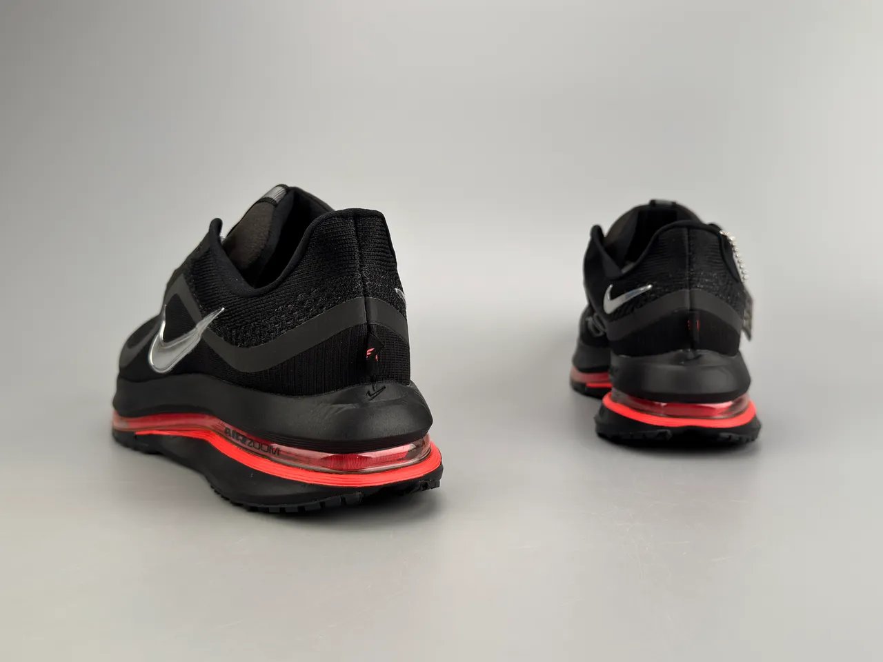 Nike Black Red Full-Length Visible Air Unit Engineered Mesh Upper Running Shoes 8