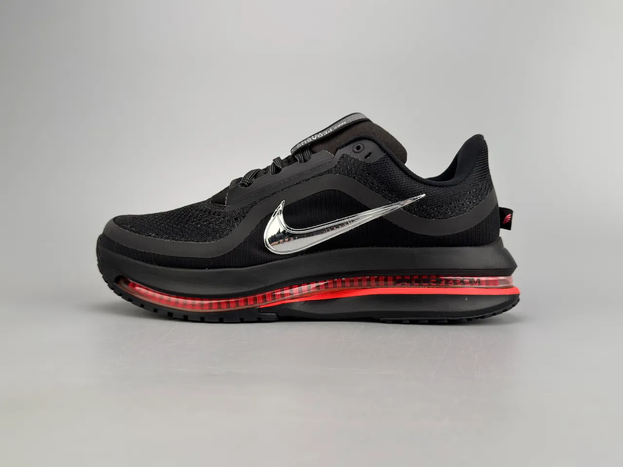 Nike Black Red Full-Length Visible Air Unit Engineered Mesh Upper Running Shoes 11