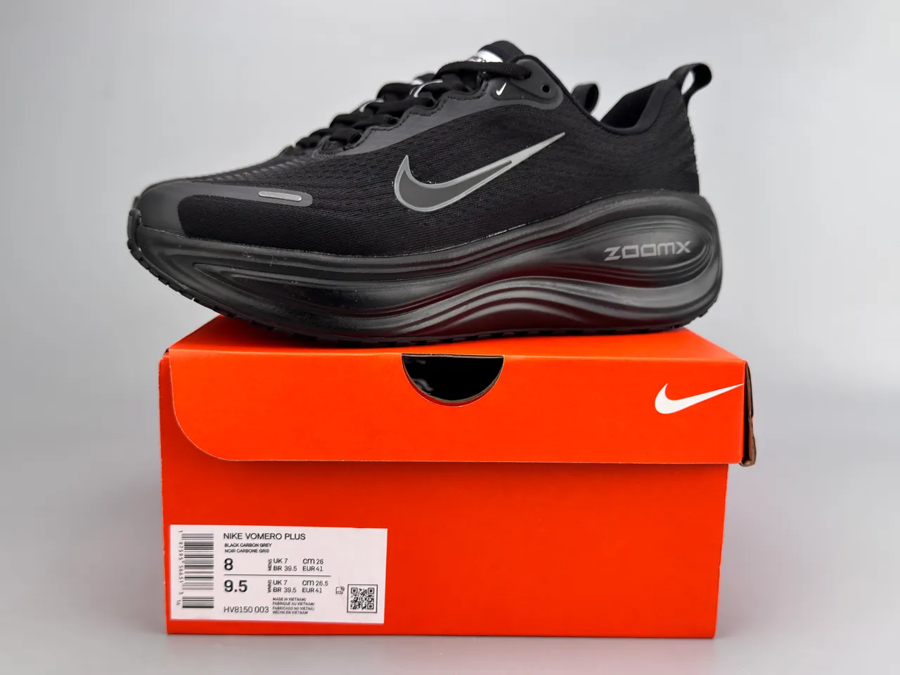 Nike Chaussures de course noir argent tige en maille sculptée ondulée semelle intermédiaire 2