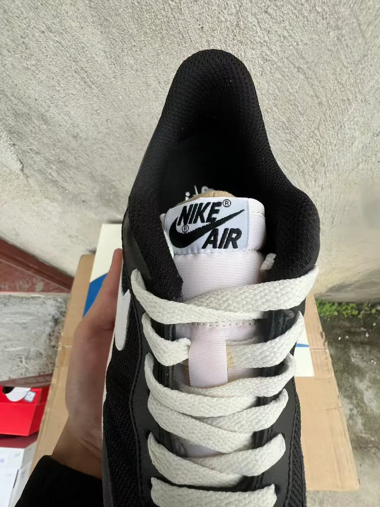 Nike Tênis Lifestyle Preto Branco de Baixo com Parte Superior de Camurça e Malha 3
