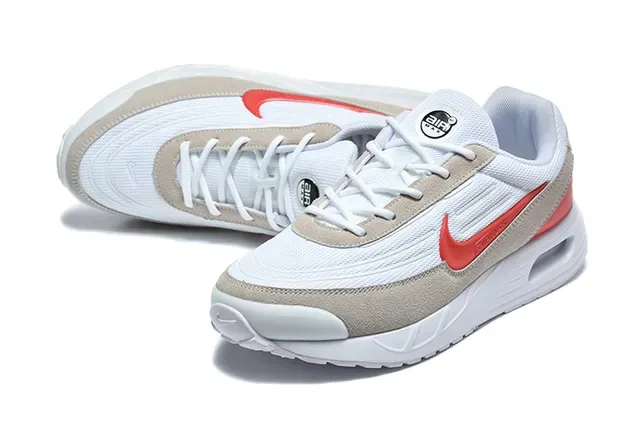 Nike Black White Mesh And Synthetic Upper Visible Air Cushioning Unit Lifestyle Sneakers 10
