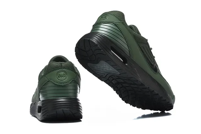 Nike Black White Mesh And Synthetic Upper Visible Air Cushioning Unit Lifestyle Sneakers 14