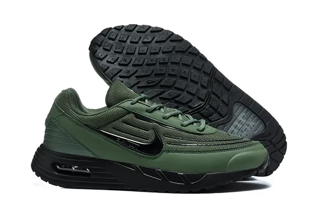 Nike Black White Mesh And Synthetic Upper Visible Air Cushioning Unit Lifestyle Sneakers 17