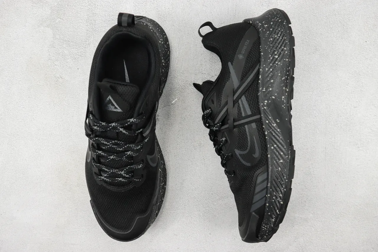 Nike Noir Blanc Mesh Upper GORE-TEX Impermeables Chaussures Running 3