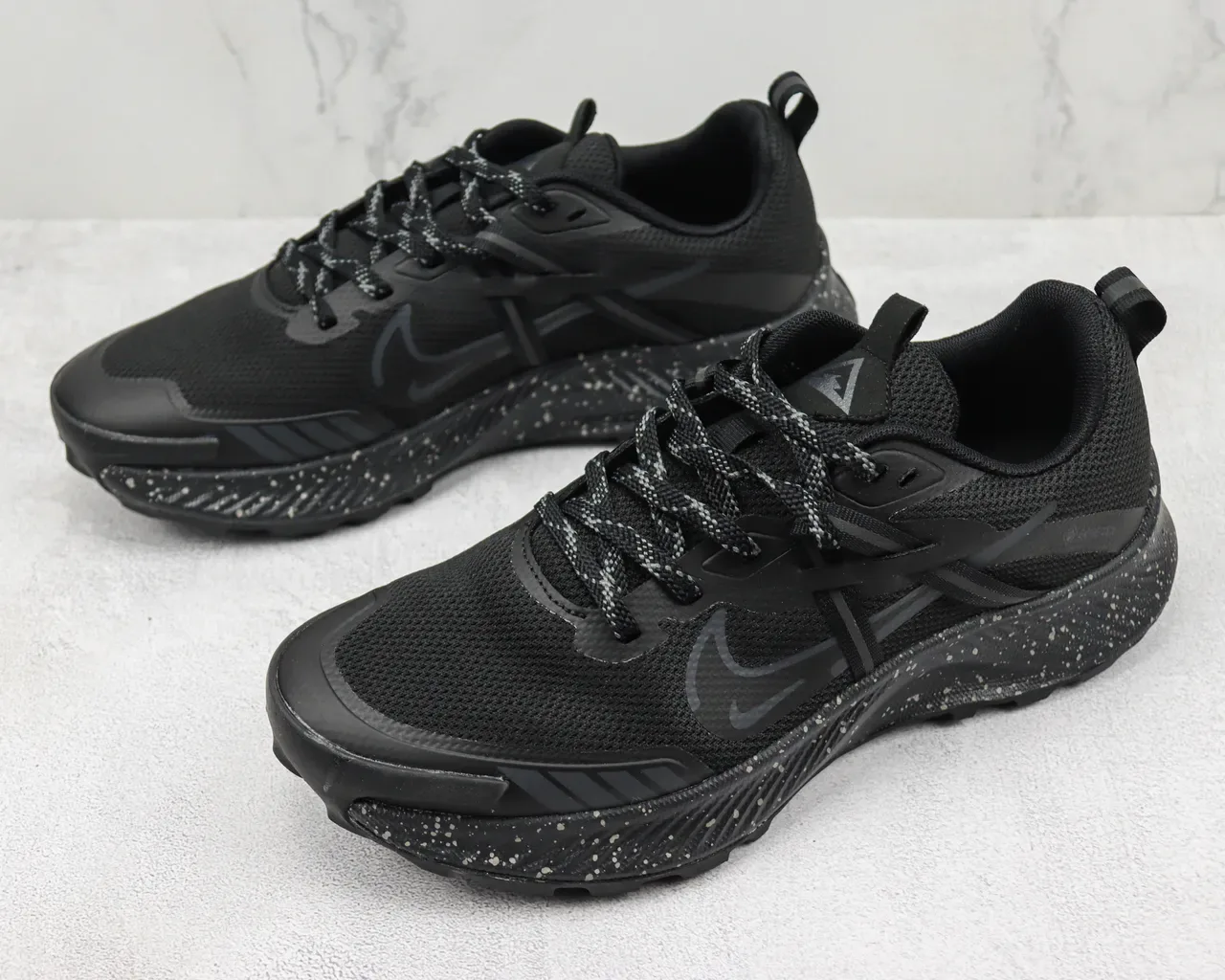 Nike Noir Blanc Mesh Upper GORE-TEX Impermeables Chaussures Running 4