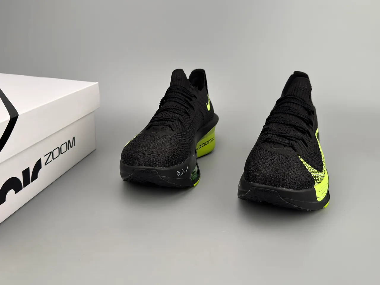 Nike Black Yellow Knit Upper Air Zoom Forefoot Unit Running Shoes 3