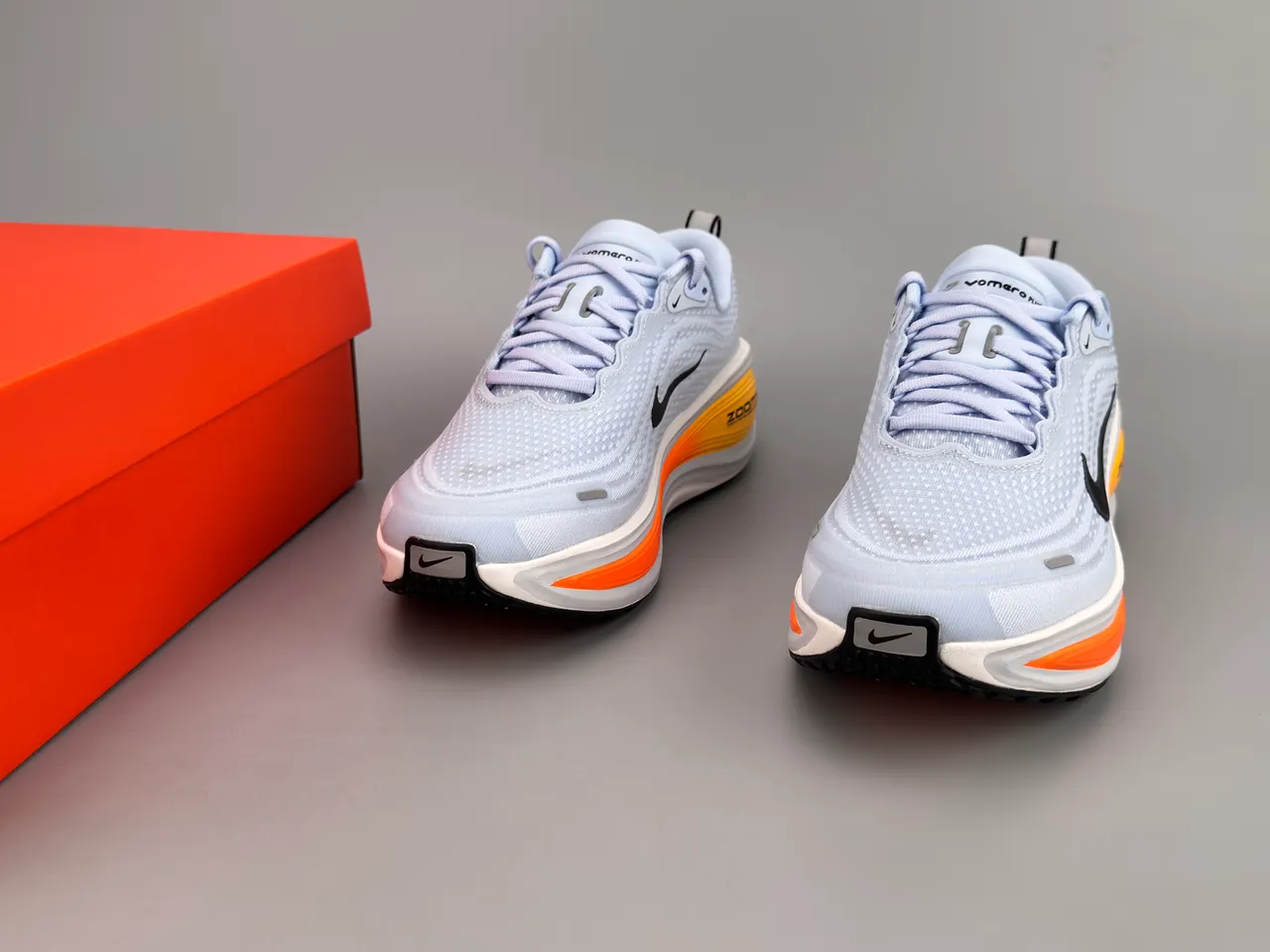 Nike Blue Orange Engineered Mesh Upper Wave-Shaped ZoomX Midsole Running Shoes 3