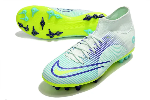 Nike Chuteiras de futebol azul e laranja com corte alto, collar sock-fit, texturizado em grade, upper sintético, para terreno firme 24
