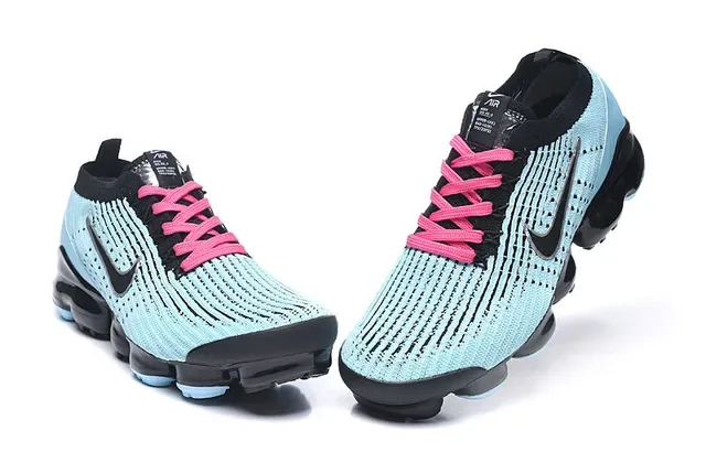 Nike Sneakers Lifestyle Bleues et Roses Flyknit Upper Air Cushioning Visible 3