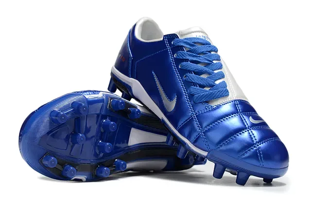Nike Chaussures de Football Bleu Blanc Métallique Tige Matelassée Talon Bas Lacets Terrain Firme 3