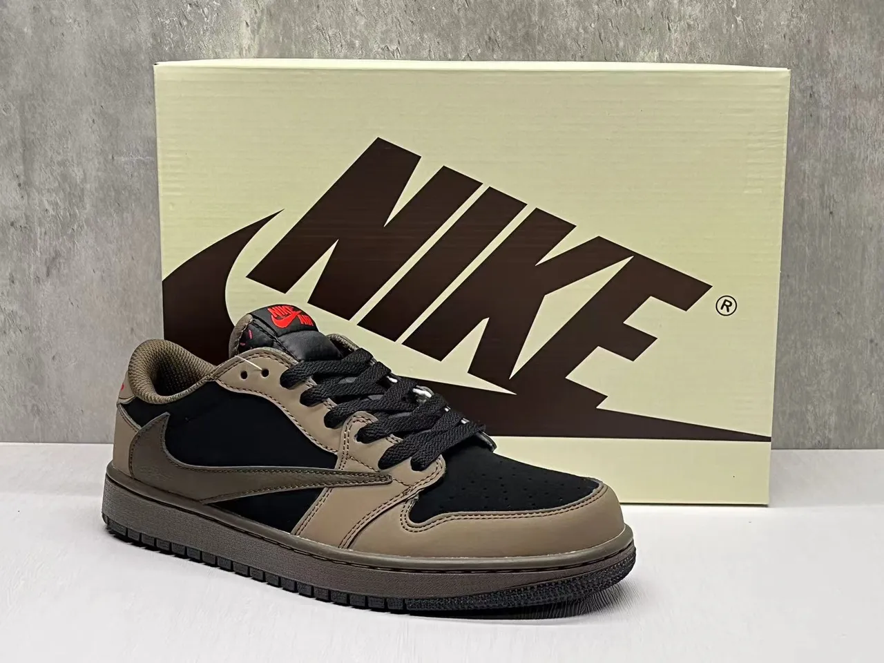 Nike Brown Black Low-Top Layered Leather-Suede Overlay Lifestyle Sneakers 7