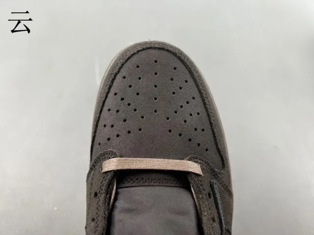 Nike Brown Laceless Slip-On Suede And Leather Panelled Upper Lifestyle Sneakers 5