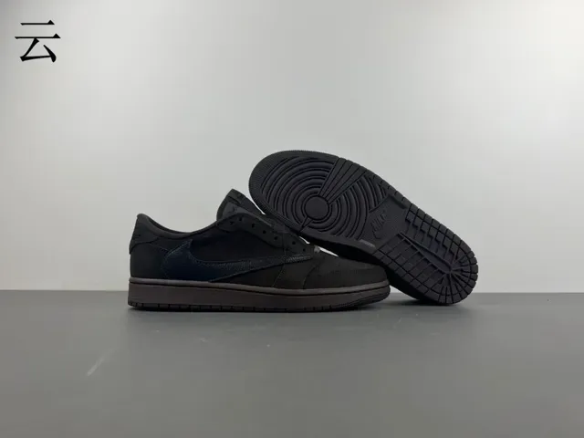 Nike Brown Laceless Slip-On Suede And Leather Panelled Upper Lifestyle Sneakers 13