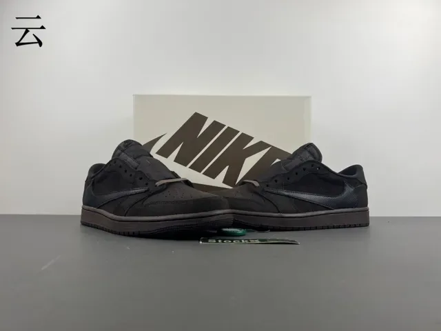 Nike Brown Laceless Slip-On Suede And Leather Panelled Upper Lifestyle Sneakers 14