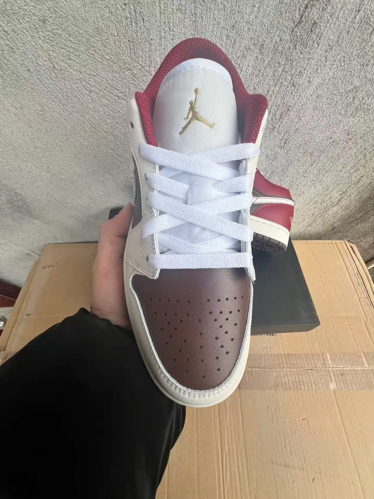 Nike Burgundy Brown Low-Top Leather-Paneled Lifestyle Sneakers 3