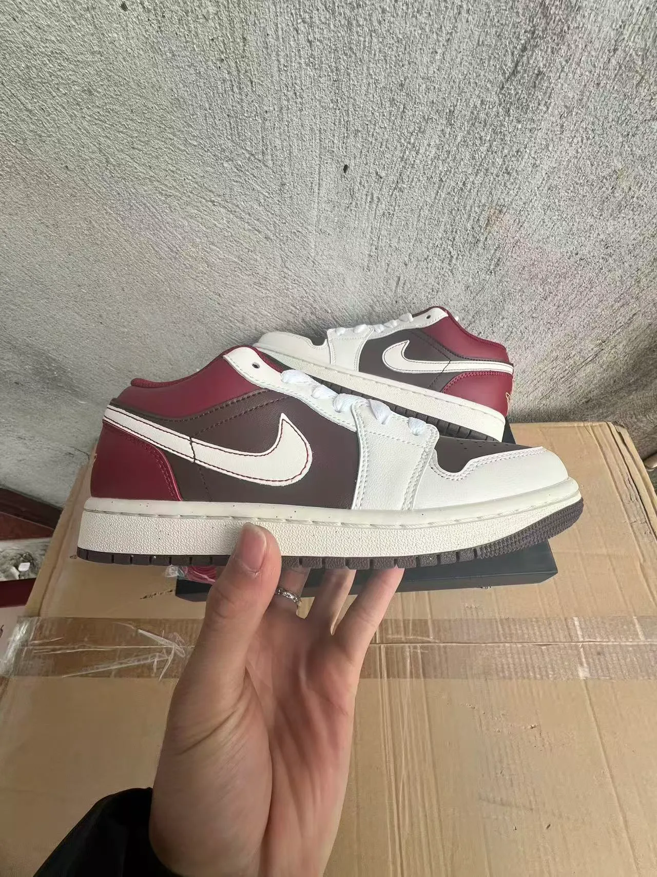 Nike Burgundy Brown Low-Top Leather-Paneled Lifestyle Sneakers 7