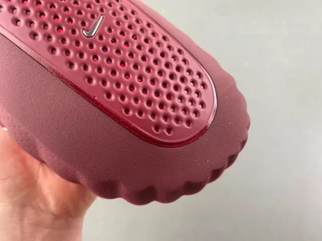 Nike Burgundy Red Molded Rubber Sole Scalloped Edge Clog 2