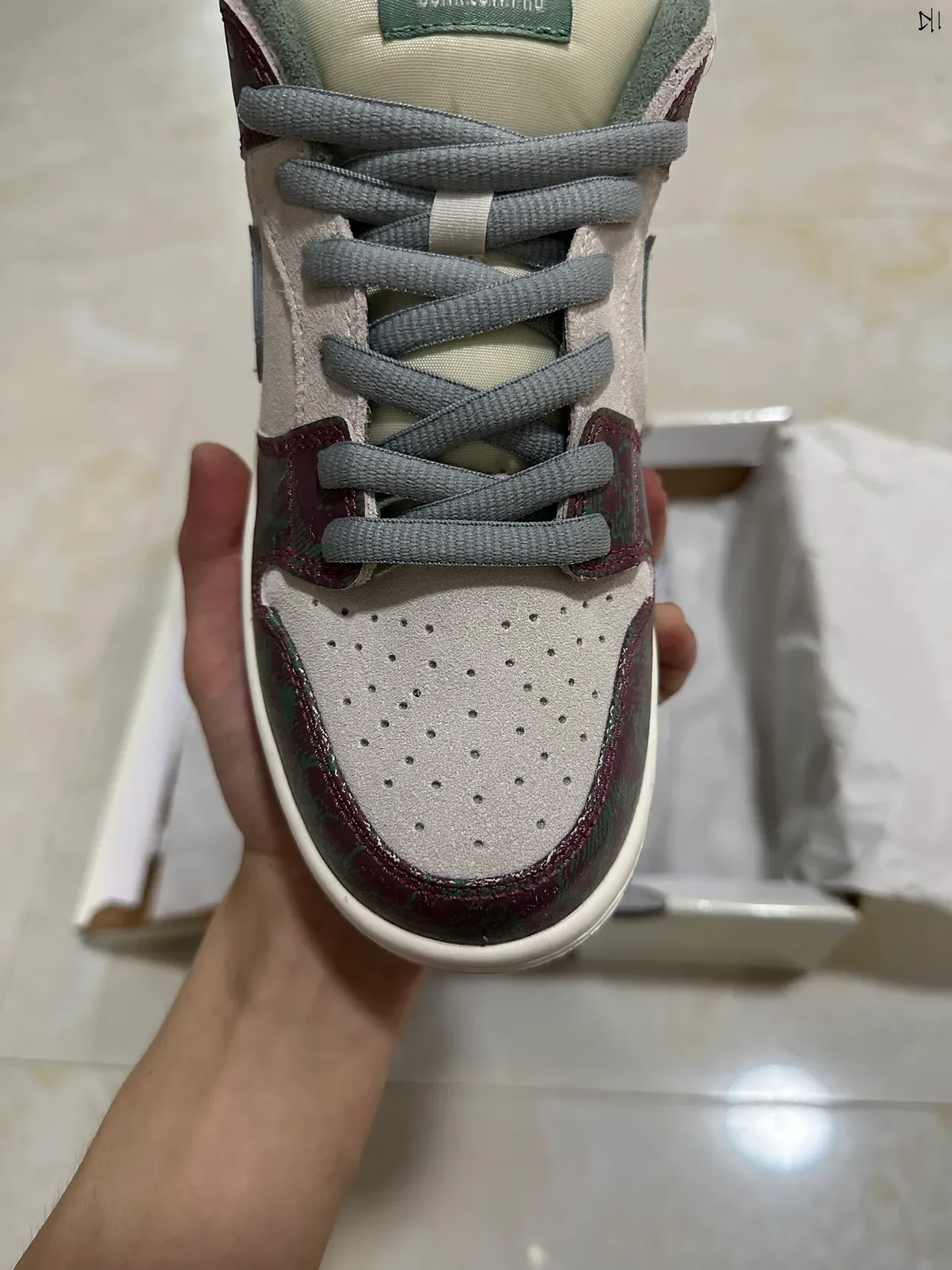 Tênis Nike Dunk Low Maroon Green Camo Lifestyle 3