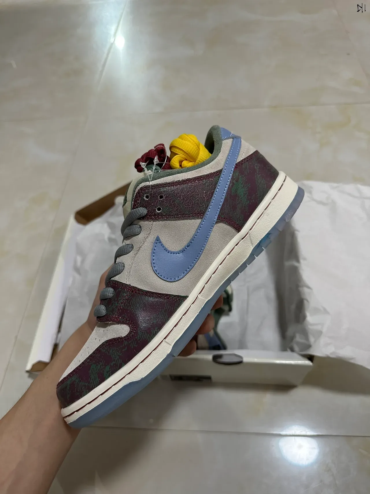 Tênis Nike Dunk Low Maroon Green Camo Lifestyle 5