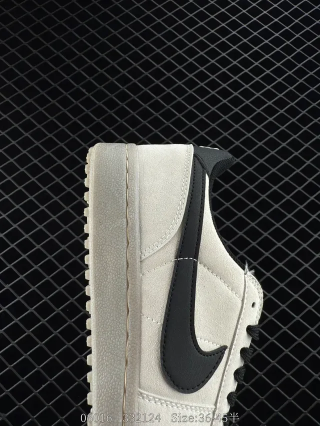 Nike Field General 82 SP Beige Black Low-Top Suede-Like Upper Lifestyle Sneakers 3