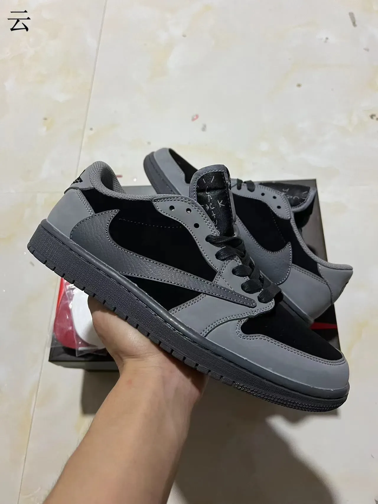 Nike Gray Black Low-Top Layered Overlay Construction Lifestyle Sneakers 2